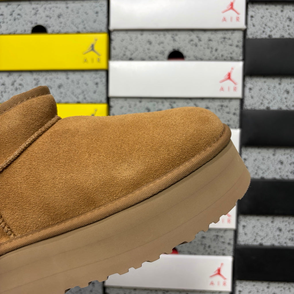 UGG Chestnut Platform Ankle Boots – 5 cm Sole