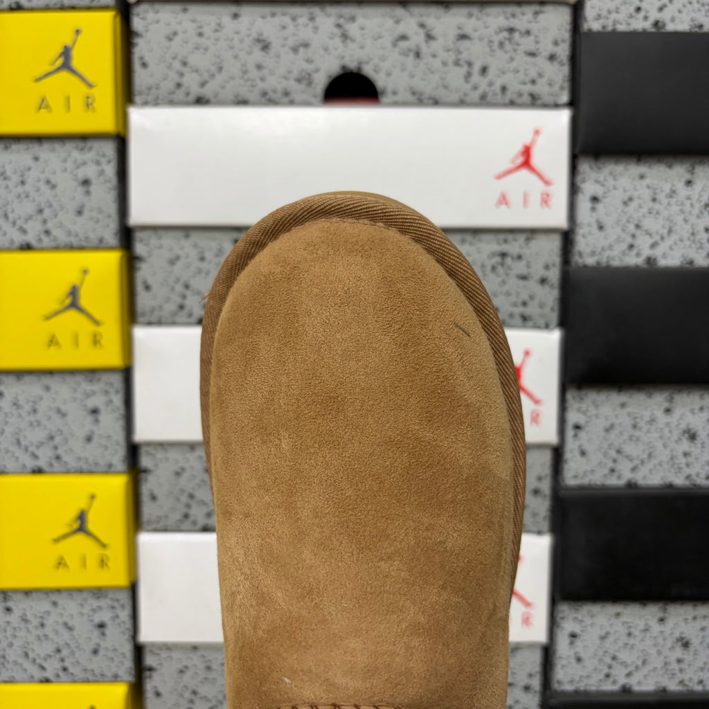 UGG Chestnut Classic Short Winter Boots