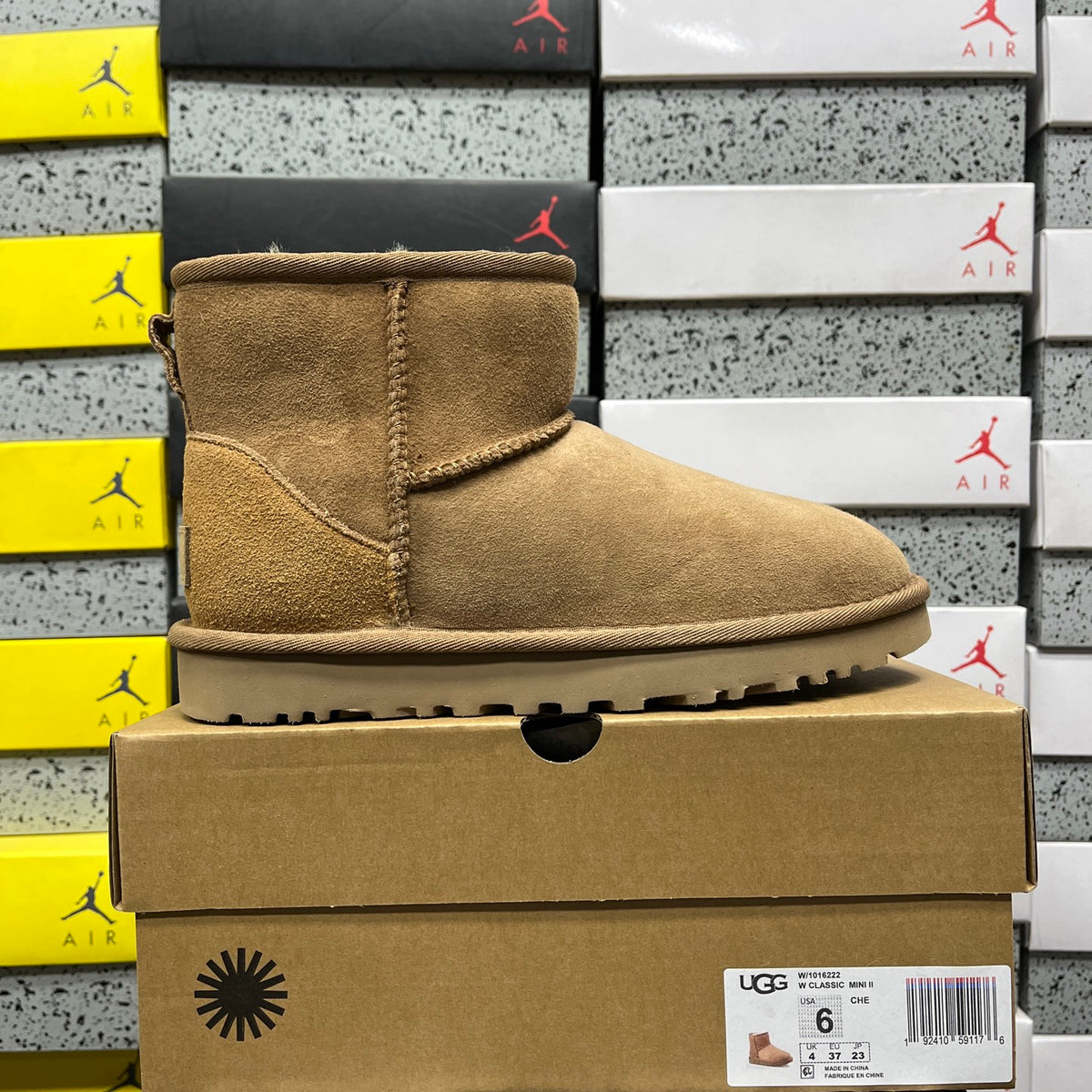 UGG Chestnut Classic Mini Winter Boots