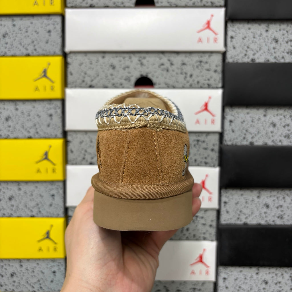 UGG Chestnut Cartoon-Embroidered Slip-On Shoes with Braided Trim