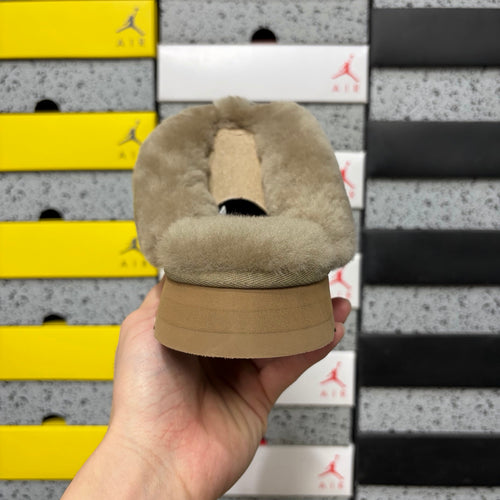 UGG Antelope Brown Platform Slippers with Fluffy Collar – 3 cm Sole