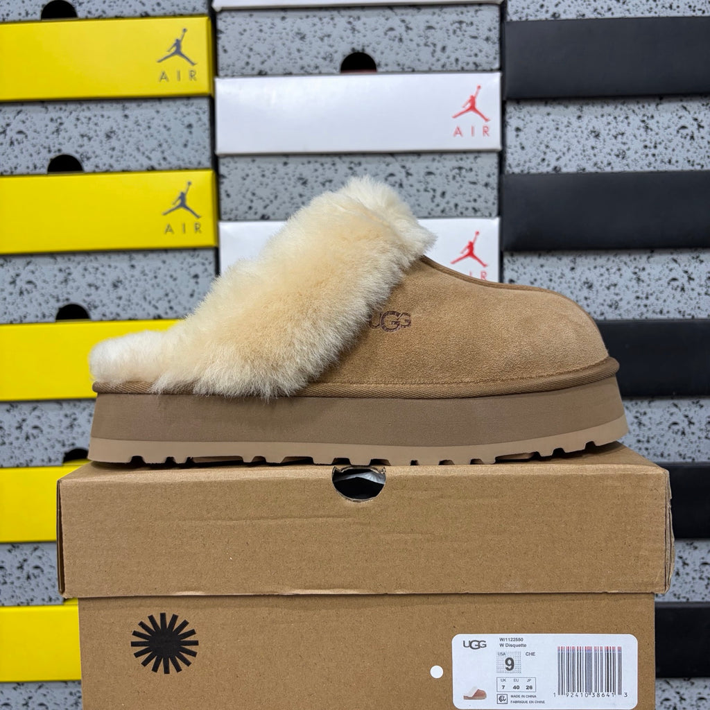 UGG Chestnut Platform Slippers with Fluffy Collar – 3 cm Sole